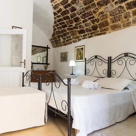 Case Passamonte Agriturismo Resort & Rooms Chiaramonte Gulfi Extérieur photo