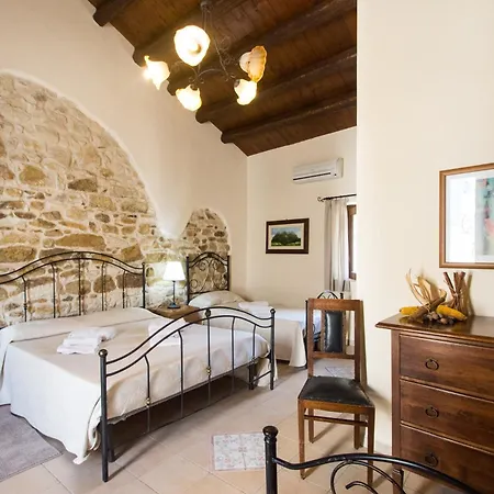 Case Passamonte Agriturismo Resort & Rooms Chiaramonte Gulfi Extérieur photo