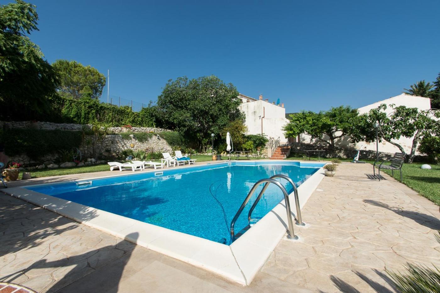 Passamonte & Farm stay Chiaramonte Gulfi